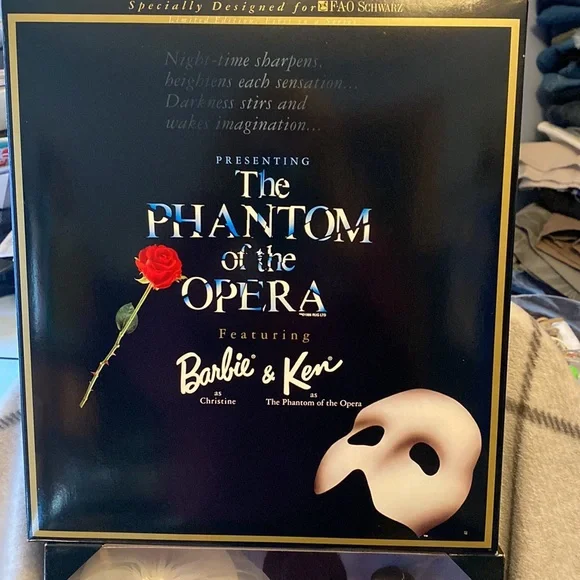 Barbie and Ken Phantom of the Opera Fao Schwartz Limited Collectible Edition - Picture 2 of 8